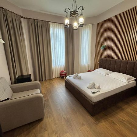 Oda Garden Boutique Hotel 티라나 외부 사진