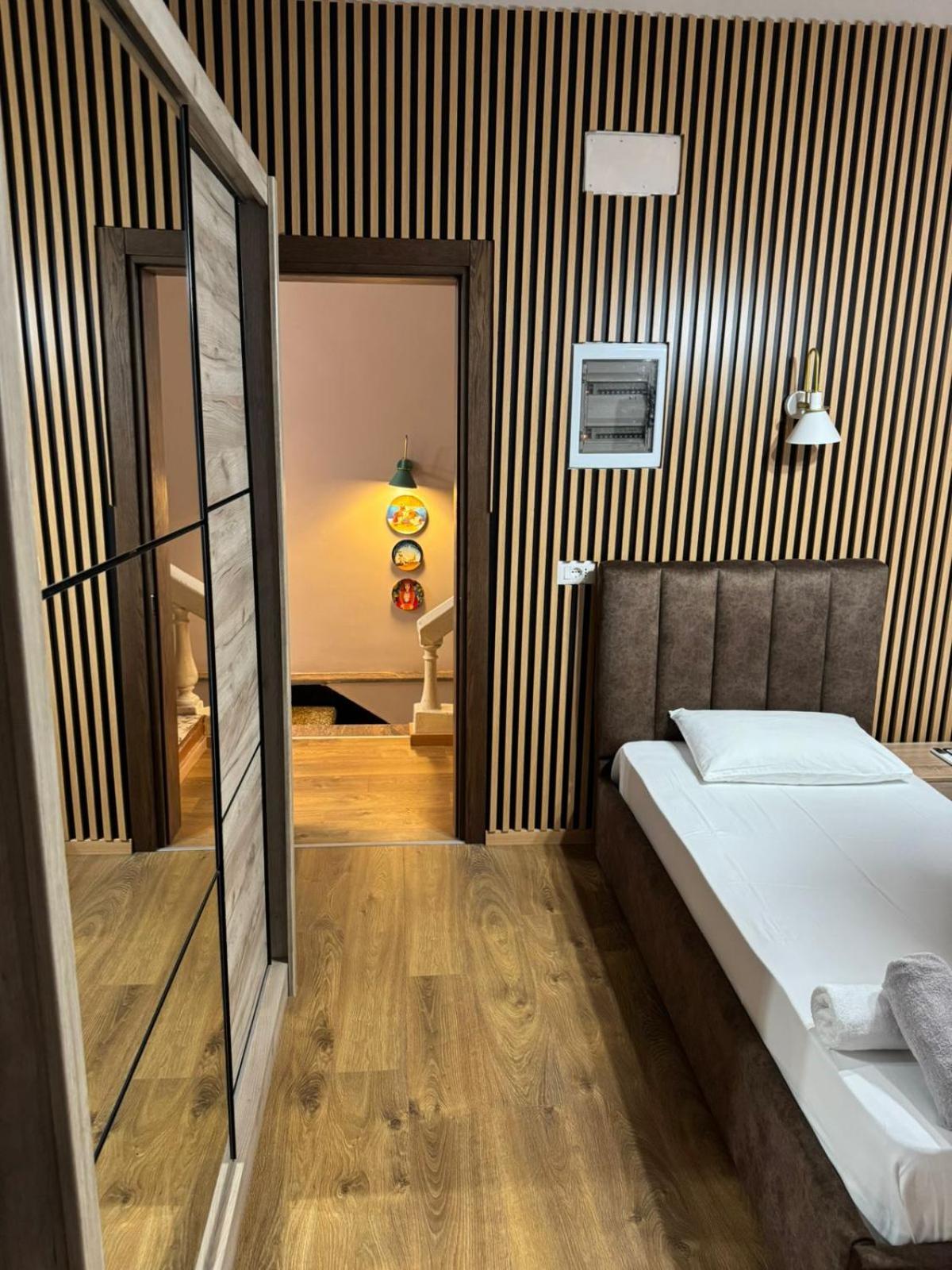 Oda Garden Boutique Hotel 티라나 외부 사진